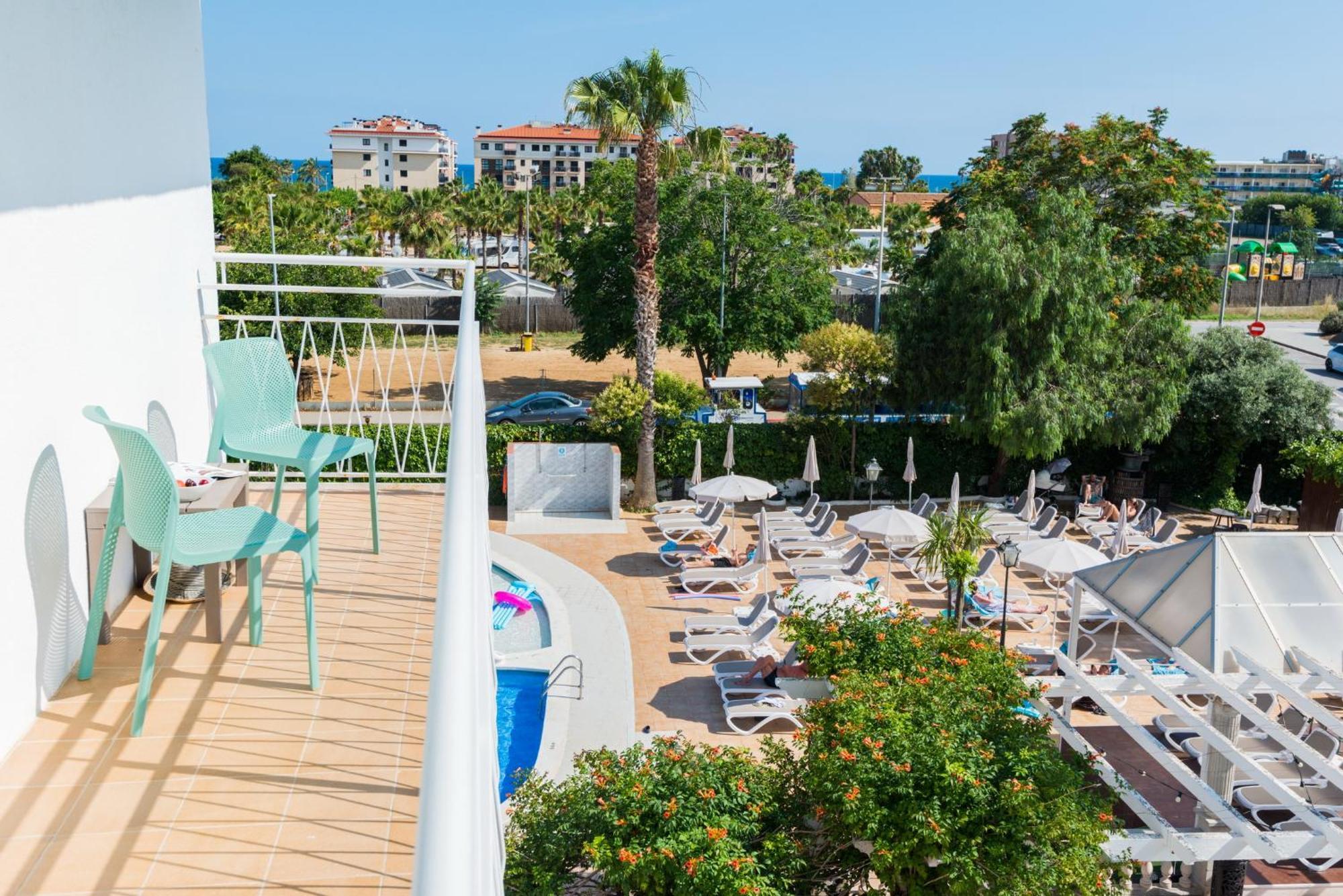 Bamblue Boutique Apartments Pineda de Mar Ngoại thất bức ảnh