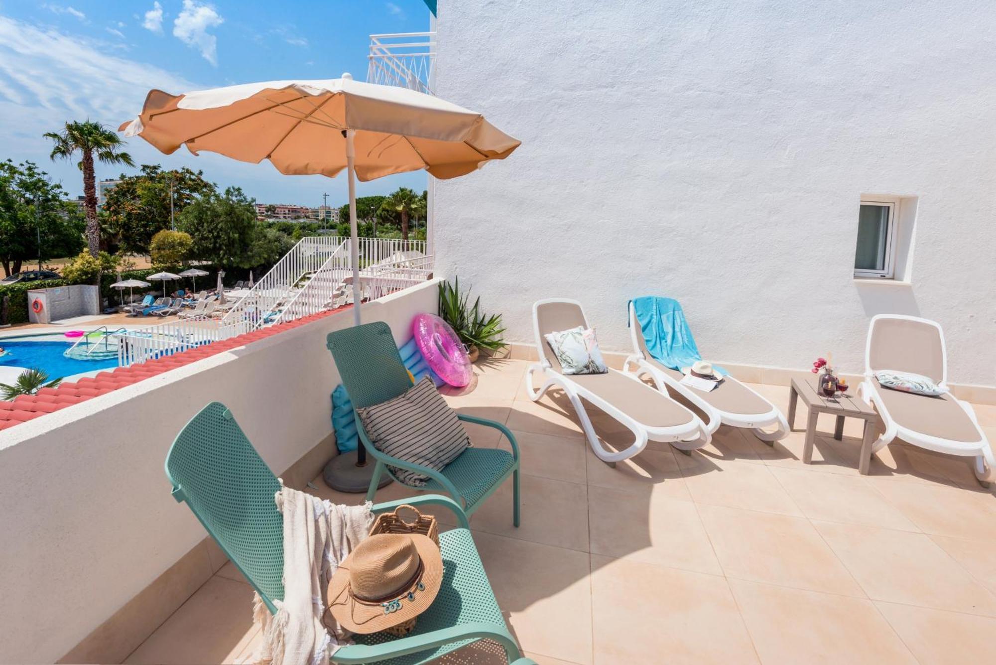 Bamblue Boutique Apartments Pineda de Mar Ngoại thất bức ảnh