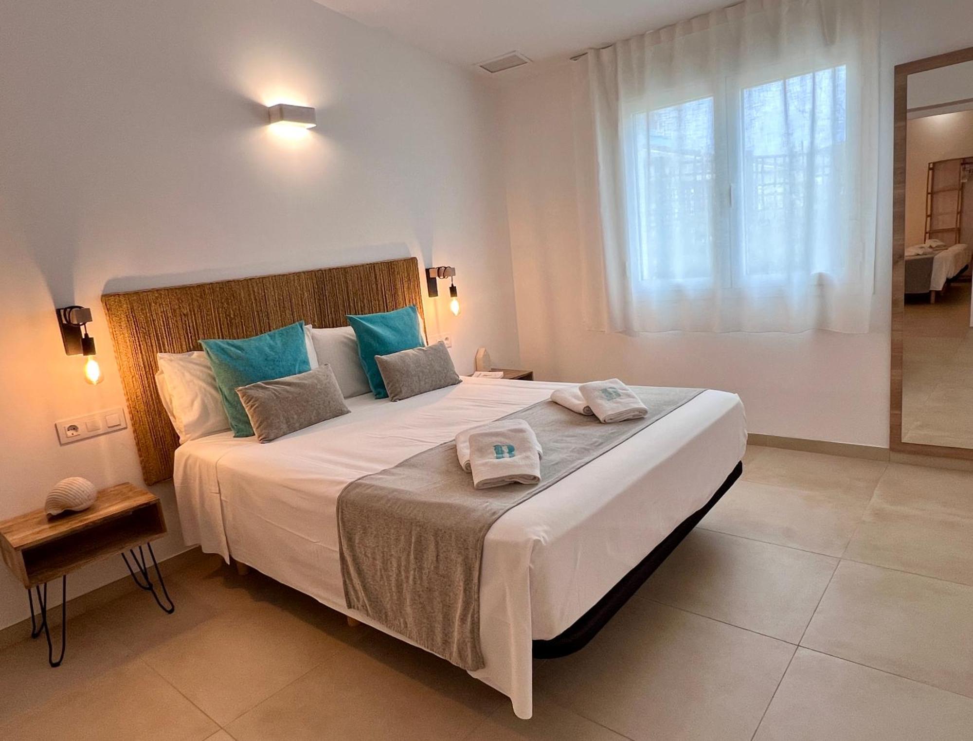 Bamblue Boutique Apartments Pineda de Mar Ngoại thất bức ảnh